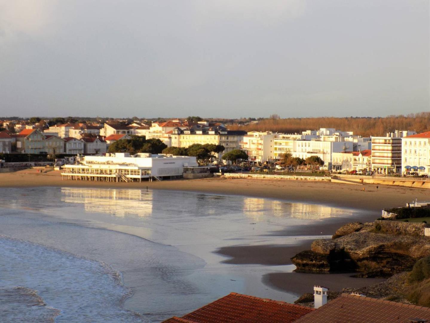 Royan - Pleine Vue Mer Pour Cet Appartement Classe 2 Etoiles - Les Tamaris Exterior foto